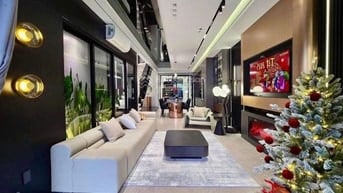 NHÀ PHONG CÁCH HIỆN ĐẠI TT Q2, GẦN TECHCOMBANK TRẦN NÃO. DT LỚN: 87M2