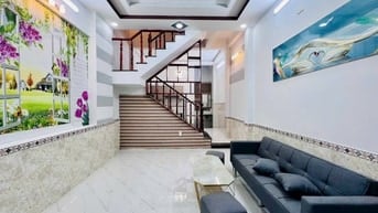 Xoay vốn bán nhà đường Lê quang định P7 Bình Thạnh 55m2 Giá 3ty120 