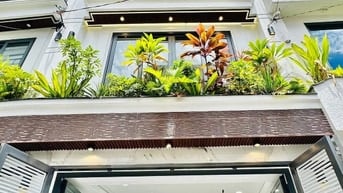 Bán gấp nhà ở đường Phó Cơ Điều, phường 7, quận 11, giá 3 tỷ.