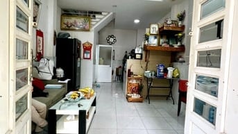 Chỉ 3.85 Tỷ  Nhà 3 Lầu ,3Pn,KDC Hiện Hữu,Trần Xuân Soạn ,Quận 7