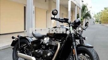 🇬🇧 🏍️ Triumph Bonneville Bobber 🔥 !