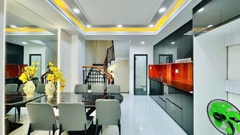 Bán nhà xây mới, sẵn NTCC, cách MT 40m trung tâm quận Gò Vấp 
