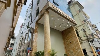 Tuyệt Phẩm, Bán nhà MP Lạc Long Quân, Âu Cơ, Tây Hồ: 52m2, MT 5.5m VIP
