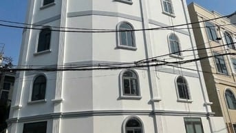 🌈 Bán CHDV 4Lầu DT Lớn Đường Nguyễn Văn Đậu, P7, Quận - BT
