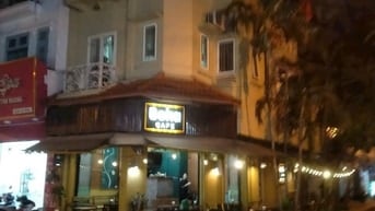 Bán nhà phố Nguyễn Chánh: DT 55M2, MT 4M, 4T, Lô góc, KD Tốt, 21.5 Tỷ