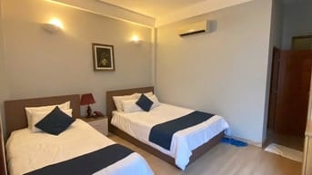33 Bùi Viện, 6 tầng thang máy, 4x17m, HĐT 80tr/tháng