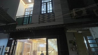 Chính chủ bán nhà 4x7m hẻm đẹp, gần cầu Ông Bốn, Lê Văn Lương