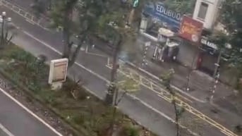 Bán 304m2 sàn thương mại dịch vụ toà D2 mặt đường giảng võ.