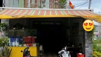 Bán Gấp nhà NGAY CHỢ BÌNH CHÁNH đang cho thuê 8,5tr/tháng, SHR, 830tr