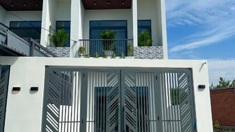 Bán căn nhà lầu đối diện khu tái định cư dân đã ở đông ngay Biên Hoà 