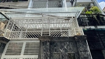 CHDV 8 phòng, Lê Văn Sỹ Phú Nhuận 60m2(3.5x16m) 4 tầng, dòng tiền 40tr