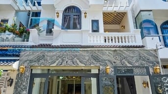 Kẹt ngân hàng cần bán rẻ nhất khu vực Nhà Bè, D 6 x17m, 3 lầu, ST. 