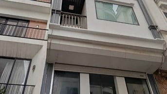 Chính chủ bán nhà tại khu biệt thự Minh Tâm, đường Cổ Linh, Long Biên