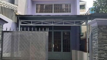 Nhà nguyên căn 4x25, 3 phòng ngủ, 2wc, sân rộng 5m, hẻm xe hơi