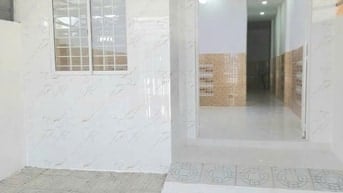 Kẹt Tiền Cần Bán Nhà C4 dt 124m² Sổ Hồng Riêng 890 Triệu