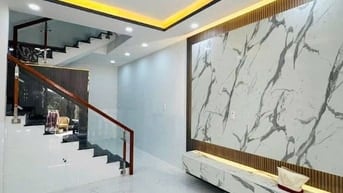 Nhà mới, 3 tầng, hẻm ô tô 5m, Âu Dương Lân Quận 8.