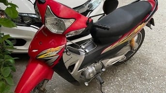 Bán xe WaveRS màu đỏ đen chính chủ, đi ít, nguyên bản