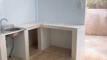 Gia đình bán nhà cho con gái rượu đi du học. ở Nguyễn Thị Se Củ Chi