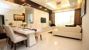 Căn hộ tầng cao, view hồ bơi, 73m2, 2pn, đầy đủ nội thất giá 14 triệu