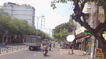 Cho thuê nhà mặt tiền Minh Phụng, P.9, Q.11 giá 10tr.