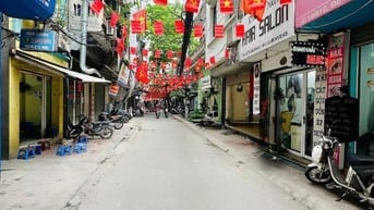 Ngõ 612 Đê La Thành 39m2*6t,thang máy,lô góc,kd,vỉa hè,oto tránh,15tỷ.