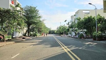 Bán nhà bằng giá đất đường 30m KDC kế Global City 