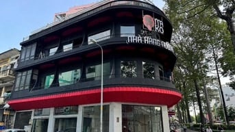 Cho thuê nhà góc 2 mặt tiền Châu Văn Liêm, Quận 5