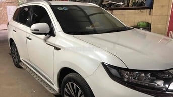 Mitsubishi Outlander 2023 2.0 CVT - 22222 km