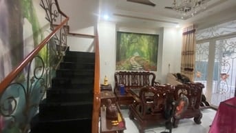 Nhà 2MT Đ.102 Lã Xuân Oai, TNP A, Quận 9-DT 5.2x21m, 3Tầng, 4PN-7,7 tỷ