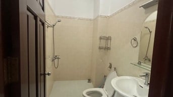 Cho Thuê Nhà Mặt Tiền Hai Bà Trưng