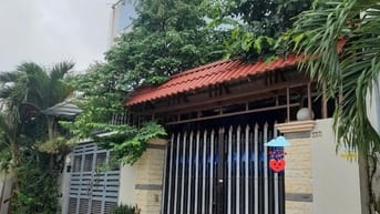 Gần công xã Phước Lộc, DT 5x25,5m.