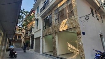 NHÀ MỚI LÔ GÓC PHỐ NVC - KINH DOANH - 7TẦNG THANG MÁY - Ô TÔ TRÁNH