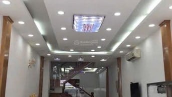 Bán Nhanh Nhà HXH 8m đường Sư Vạn Hạnh, P9, Q5. DT 4mx22,5m. Giá Tốt