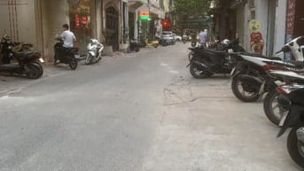 NHÀ ĐẸP 35M2 PHÙ HỢP KINH DOANH VÀ LÀM VĂN PHÒNG PHỐ TRẦN QUỐC HOÀN