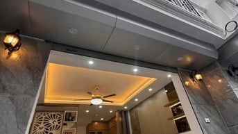 Bán Gấp Nhà Mới Siêu Đẹp Ngõ 77 Xuân La 31m2 x 5 Tầng MT6m Chào 7.7 Tỷ