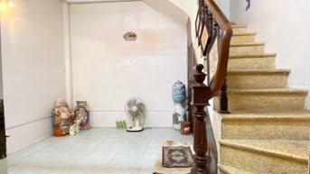 CHO THUÊ NHÀ NGUYÊN CĂN – LẠC LONG QUÂN, TÂY HỒ 