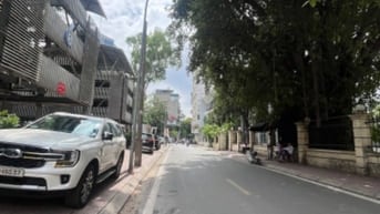 Nhà phân lô vuông đét, vỉa hè, ô tô tránh, kinh doanh đa ngành nghề