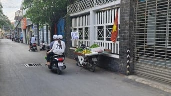 Bán nhà 4 Tầng Dương Đình Hội - Oto vào nhà - 60m2 - Giá tốt chỉ 6.2 