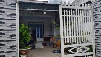 Nhà cần bán gấp ở Đ. Gia Tân, Gia Lộc , Trảng Bàng 150m2 SHR giá 680tr