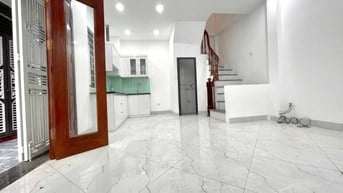 Chính chủ chuyển nhượng nhà 5 tầng ngõ 38 thanh bình mỗ lao Hà Đông HN