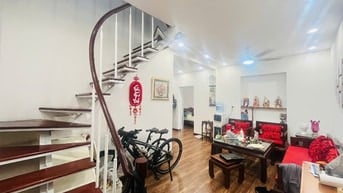 CẦN BÁN TẬP THỂ 2 TẦNG 4-5, KIÊN CỐ