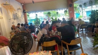 SANG QUÁN CAFE GÓC BÌNH PHÚ - Q6, 200 triệu 