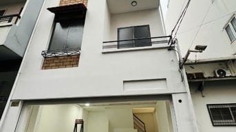 CHÍNH CHỦ CHO THUÊ NHÀ NGUYÊN CĂN HẺM XE HƠI – LÊ VĂN SỸ, QUẬN 3