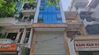 TOÀ VP 9 TẦNG - MẶT PHỐ NGUYỄN NGỌC NGẠI - KINH DOANH SẦM UẤT