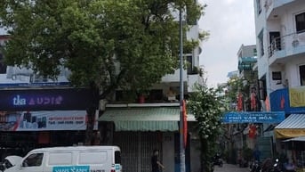 Bán nhà mặt tiền đường Hoàng Hoa Thám, quận Bình Thạnh, Tp. HCM