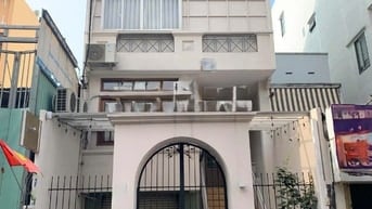 Nhà Mặt Tiền Nguyễn Trọng Tuyển| 5,5m x 18m| 1 hầm, 3 lầu