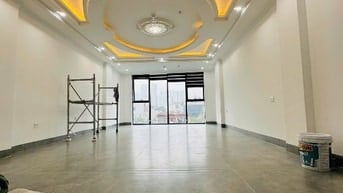 65m2 Mặt phố Hồ Tùng Mậu, 8 tầng thông sàn, kinh doanh, ngang 4.9m 