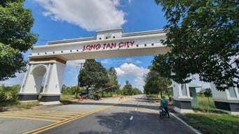 BÁN LÔ ĐẤT ĐỐI DIỆN C.VIÊN,TR.HỌC GIÁ CỰC KỲ RẺ 13tr/m2. LONG TÂN CITY
