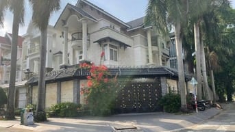 Biệt thự gốc 2 MT khu Aeon Tên Lửa 12x20,3.5 tấm full nội thất