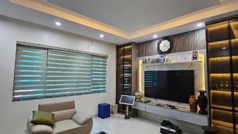 Mạc Thái Tổ 60m2, 5m ngang, phân lô bàn cờ, sổ vuông A4, Kinh doanh/ Ở